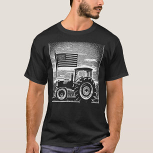 Vintage patriotic tractor on a farm - American fla T-Shirt