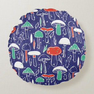 Vintage pattern with different mushrooms. Autumn v Round Cushion