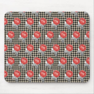 Vintage pink roses and houndstooth pattern mouse pad