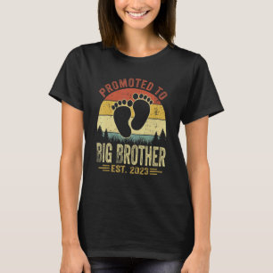 Vintage Promoted To Big Brother Est 2023 Men Fathe T-Shirt
