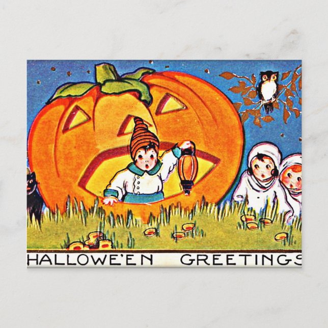 Vintage Pumpkin Halloween Greetings Postcard (Front)
