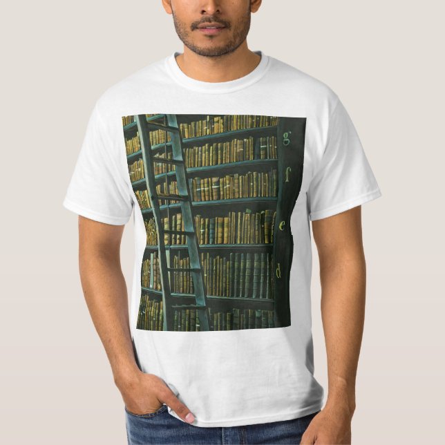 Vintage reading artwork gift T-Shirt (Front)