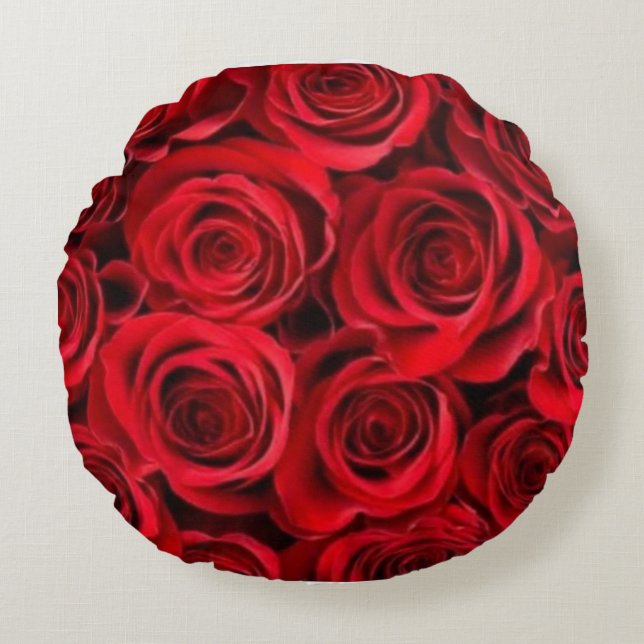 Vintage Red Roses Round Pillow  (Front)