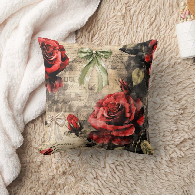 Vintage Red Roses Throw Pillow (Blanket)