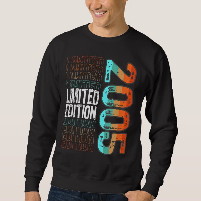Vintage Retro Birth Year 2005 Sweatshirt (Front)