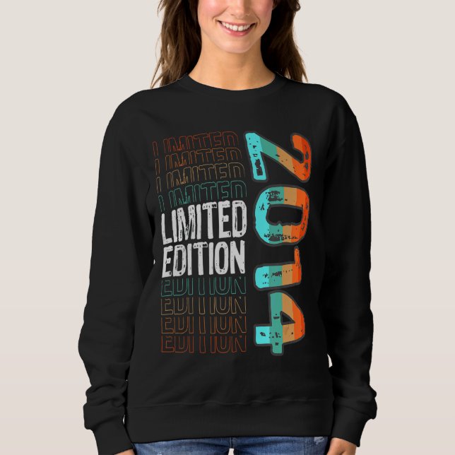 Vintage Retro Birth Year 2014 Sweatshirt (Front)