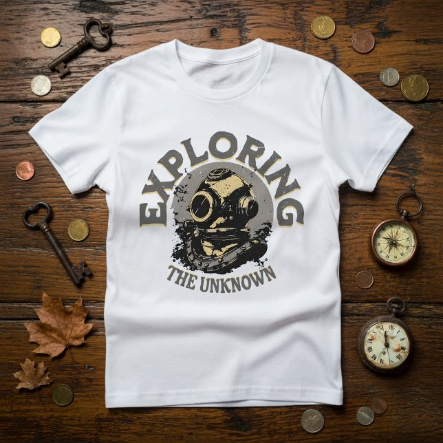 Vintage Retro Diver Helmet T-Shirt (Creator Uploaded)