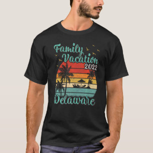 Vintage Retro Family Vacation 2022 Delaware Beach  T-Shirt