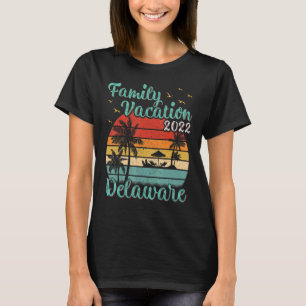 Vintage Retro Family Vacation 2022 Delaware Beach T-Shirt