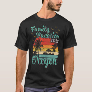Vintage Retro Family Vacation 2022 Oregon Beach T-Shirt