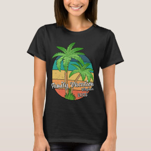 Vintage Retro Family Vacation 2023 Virginia Beach  T-Shirt