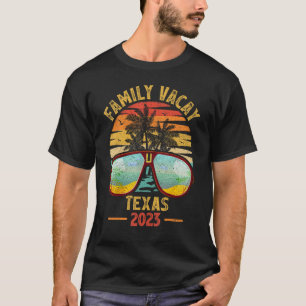 Vintage Retro Family Vacay 2023 Texas Beach T-Shirt