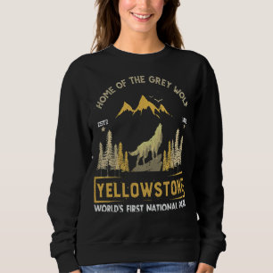 Vintage Retro Grey Wolf Yellowstone National Park Sweatshirt