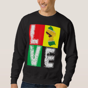 VINTAGE RETRO I LOVE GUYANA FLAG MAP FOR GUYANESE SWEATSHIRT