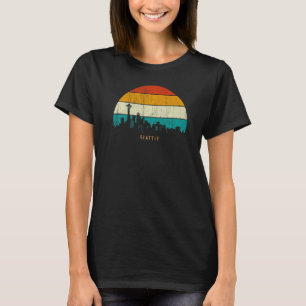 Vintage Retro Style City in Washington State skyli T-Shirt