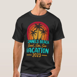 Vintage Retro Summer Vacation 2023 Hawaii Tunnels T-Shirt