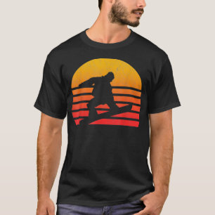 Vintage Retro Sunset Snowboarding T-Shirt