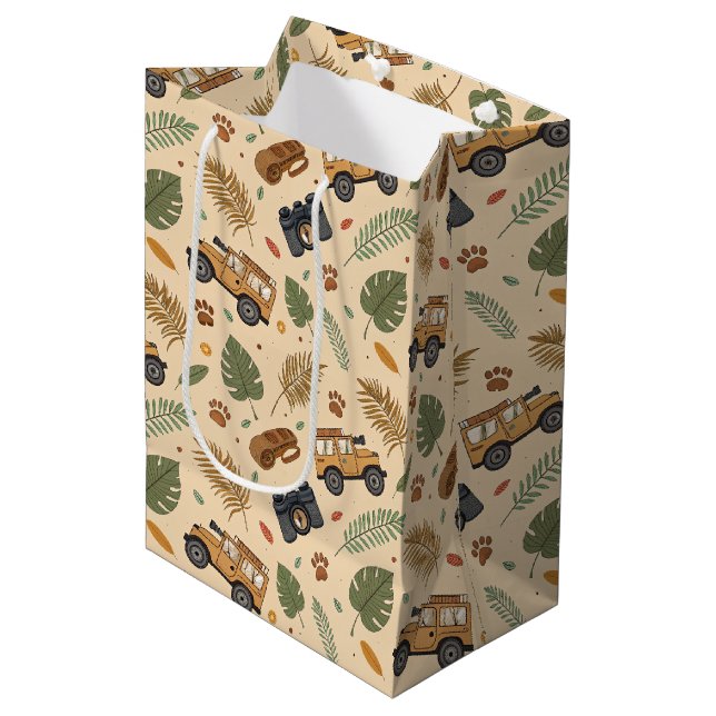 Vintage Road Trip Pattern (3) Medium Gift Bag (Front Angled)