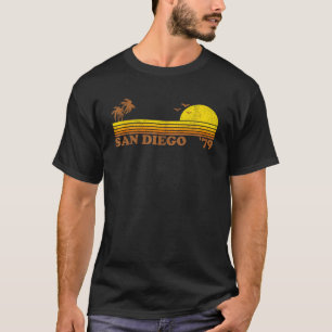 Vintage San Diego California Retro Beach Surfing 7 T-Shirt