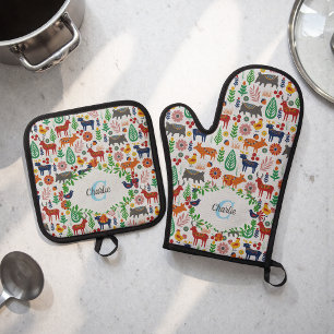 Vintage Scandinavian Folk Art Monogram Pattern Oven Mitt & Pot Holder Set