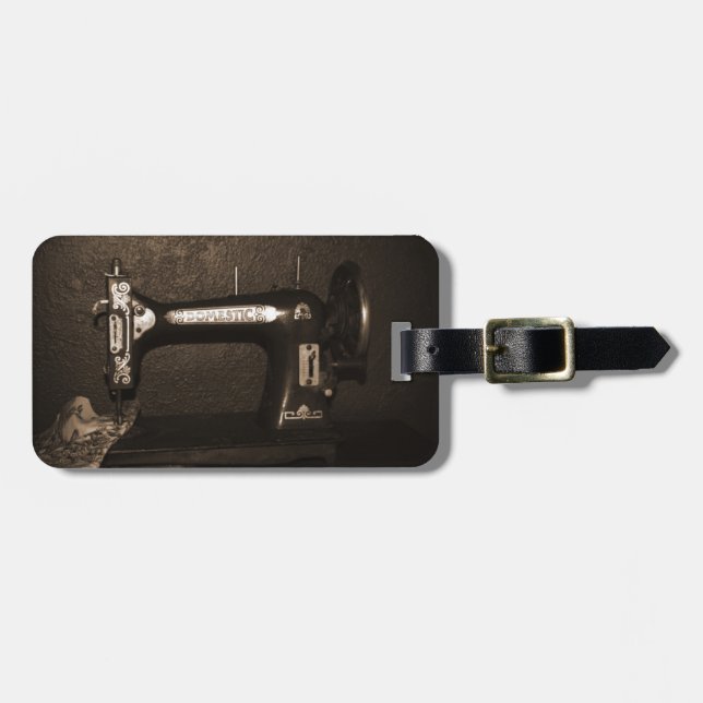 Vintage Sewing Machine Luggage Tag (Front Horizontal)