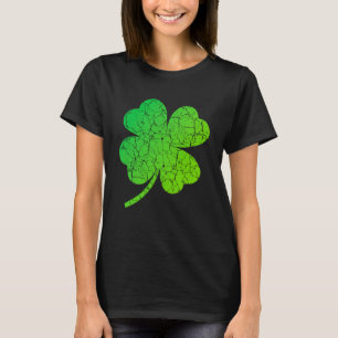 Vintage Shamrock Clovers Retro St Patricks Day Iri T-Shirt