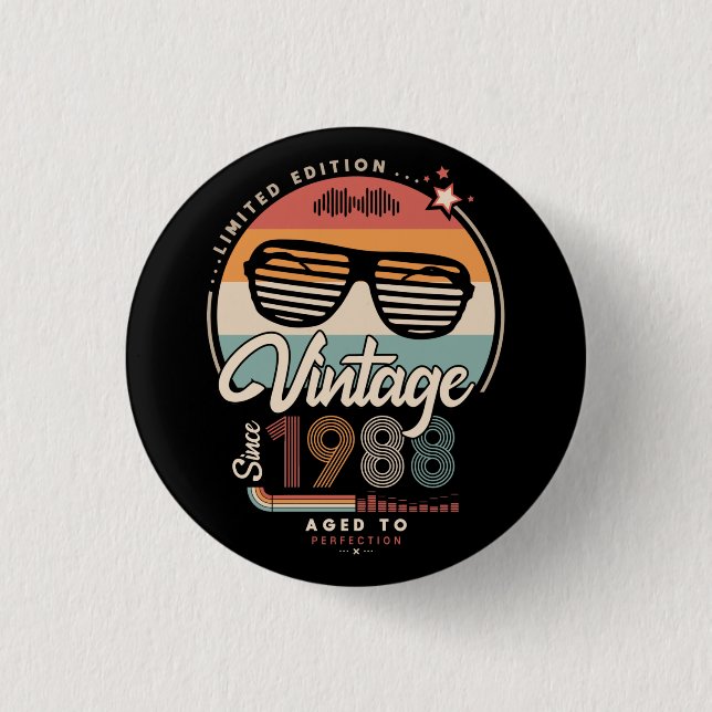 Vintage since 1988 3 cm round badge (Front)