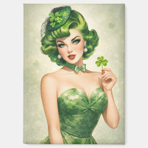 Vintage St. Patrick’s Day Green Glam Retro Art Magnet