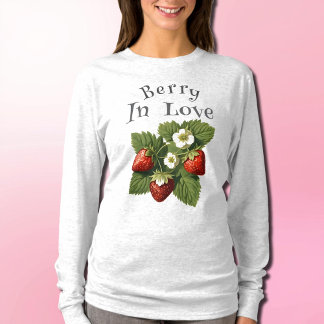 Vintage Stawberries -  Berry in Love T-Shirt
