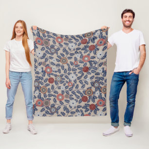 Vintage-style blue color botanical pattern fleece blanket