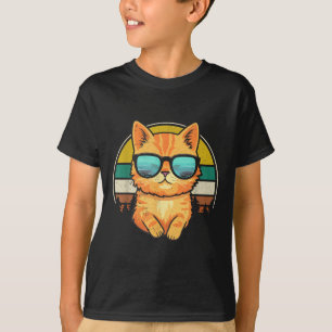 Vintage Style Orange Tabby Cat Friendly Wearing Su T-Shirt
