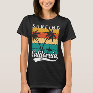 Vintage Surfer Retro Surfing Beach Summer Vacation T-Shirt