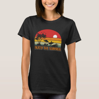 Vintage Surfer Retro Surfing Beach Summer Vacation T-Shirt