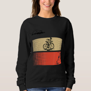Vintage Swim Bike Run Triathlon Triathlete Men Wom Sweatshirt