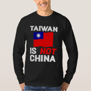Vintage Taiwanese Flag Taiwan Is Not China Taiwane T-Shirt