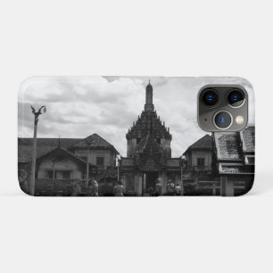 Vintage Thailand Bangkok Wat Phra Kaew tourists Case-Mate iPhone Case