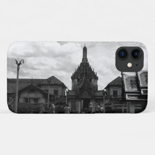 Vintage Thailand Bangkok Wat Phra Kaew tourists Case-Mate iPhone Case