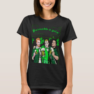 Vintage three cheerful Irish men drink beer Beimed T-Shirt