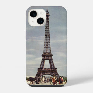 Vintage Tourists at Eiffel Tower, Paris Vacation iPhone 14 Case
