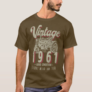 Vintage Tractor Farmer Birthday Born In 1961 & Est T-Shirt