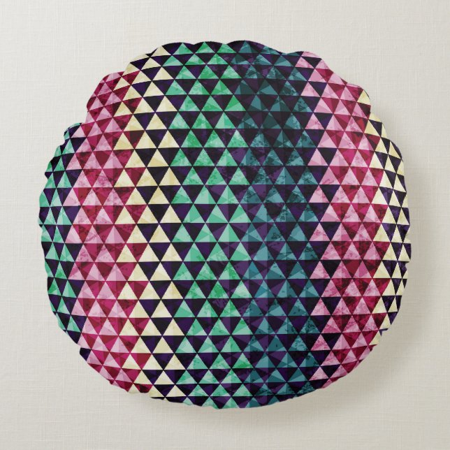 Vintage Triangle Geometric Seamless Pattern Round Cushion (Front)