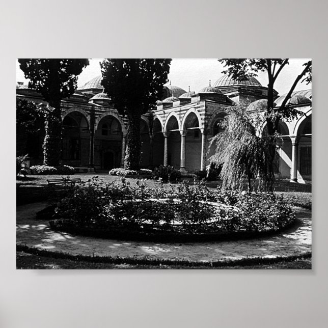 Vintage Turkey Istanbul Topkapi museum Poster (Front)