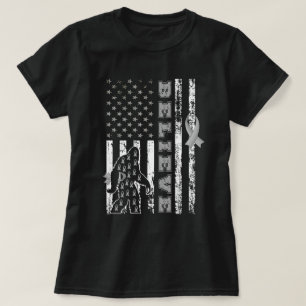 Vintage US Flag Bigfoot Brain Tumour Believe T-Shirt