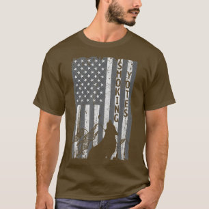 Vintage US Flag Coyote Hunting Hunter  Hunters T-Shirt