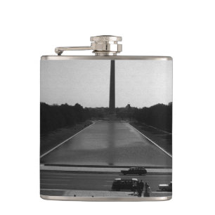 Vintage USA Washington Monument Hip Flask
