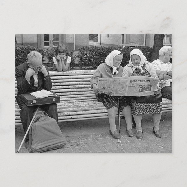 Vintage USSR Postcard (Front)