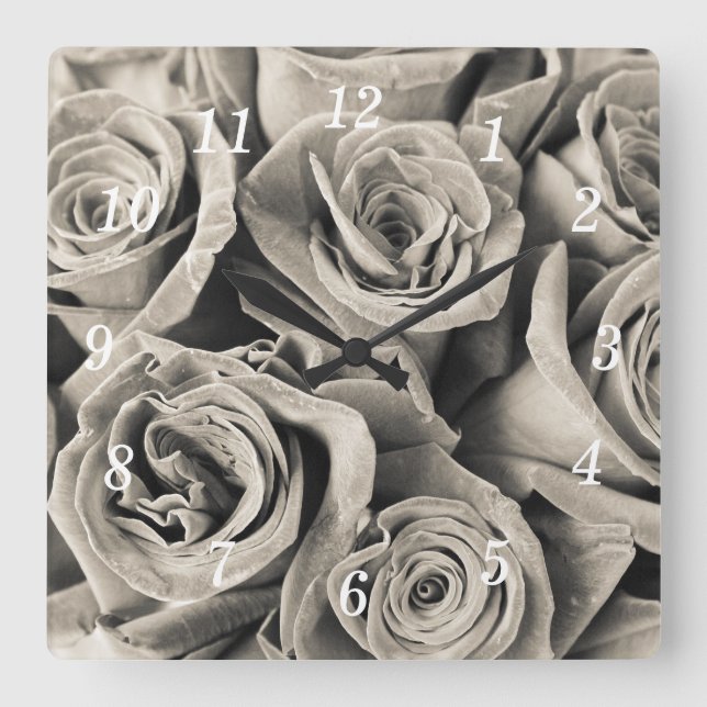 Vintage Velvet Beauty Wall Clock (Front)