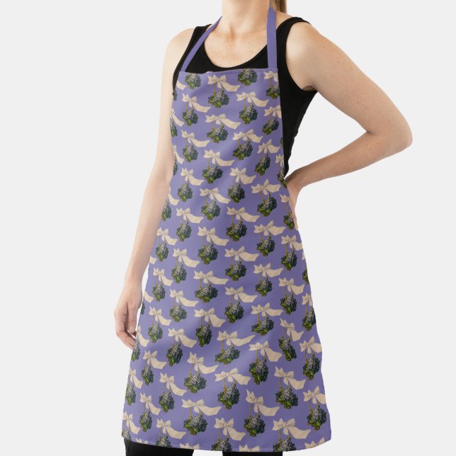 Vintage Violets Apron (Insitu)