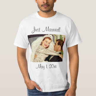 Vintage Wedding Newlyweds, Happy Bride and Groom T-Shirt