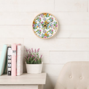 Vintage Wildflower Pattern Wooden Wall Clock